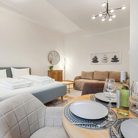 Cozy City Apartment - 15 Min To City-Centre - Contactless 24H Check-In ウィーン エクステリア 写真