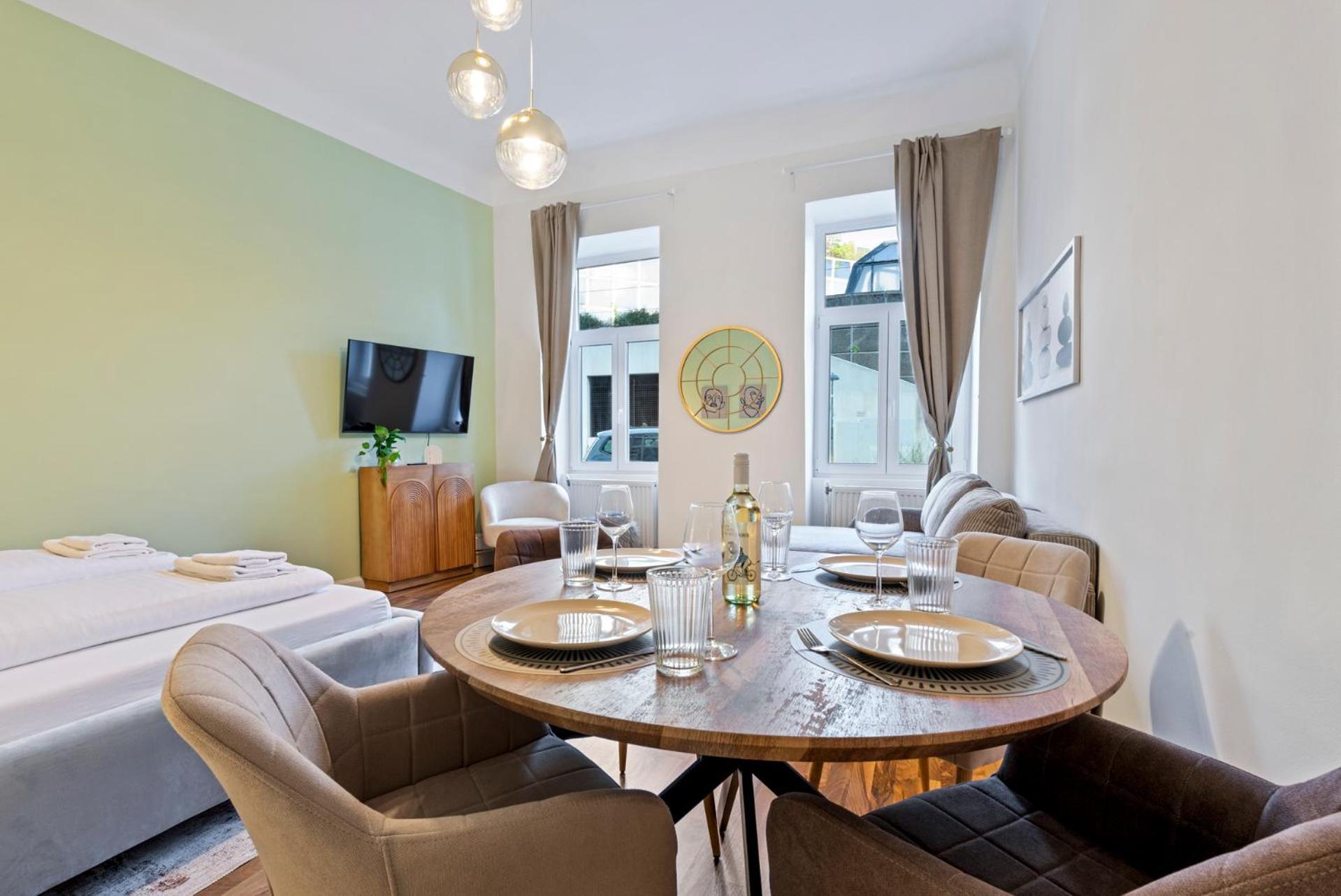 Cozy City Apartment - 15 Min To City-Centre - Contactless 24H Check-In ウィーン エクステリア 写真